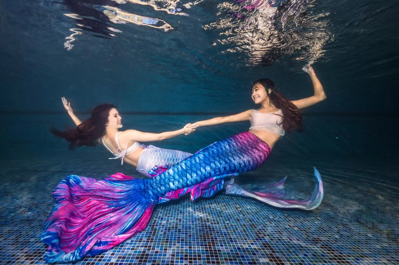 인어 댄스 체험 \u0026 수중 사진 촬영 | Mermaid Ocean Palace에서의 물속 모험! | funBooky, image size:1623x1080