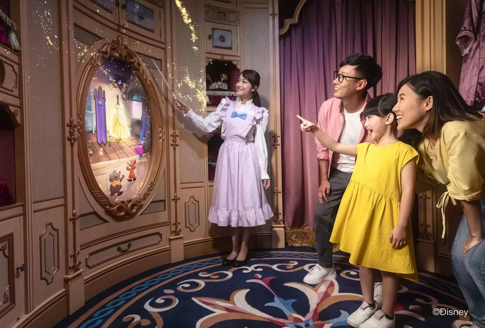最終価格　東京ディズニー　ビビデバビデブティック プレミアムシンデレラ　140 公式】プリンセスのご紹介 | ビビディ・バビディ・ブティック