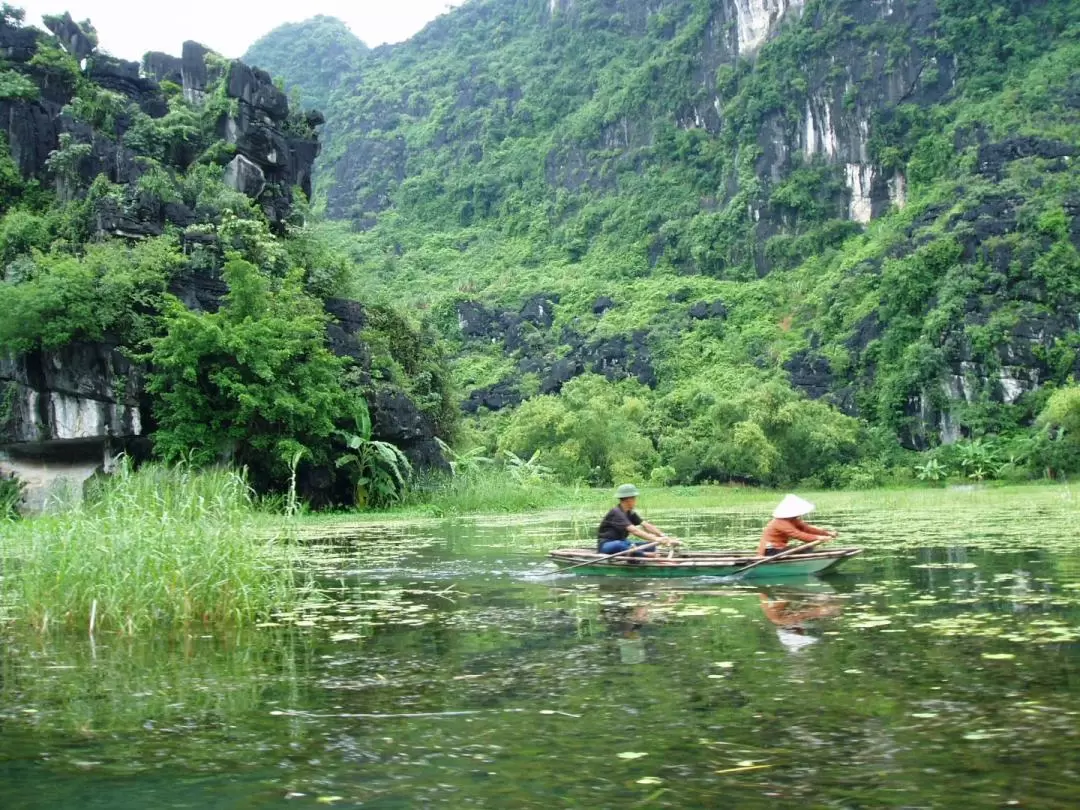 Hoa Lu - Tam Coc Day Trip