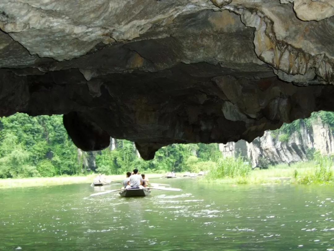 Hoa Lu - Tam Coc Day Trip