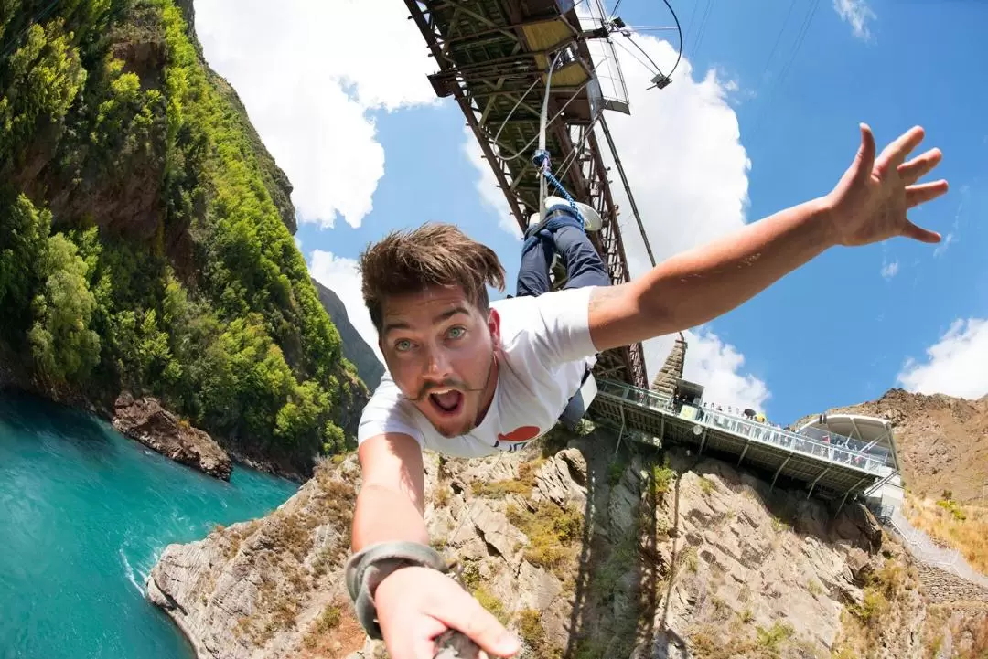 Kawarau Bridge Bungy Jumping Experience by AJ Hackett