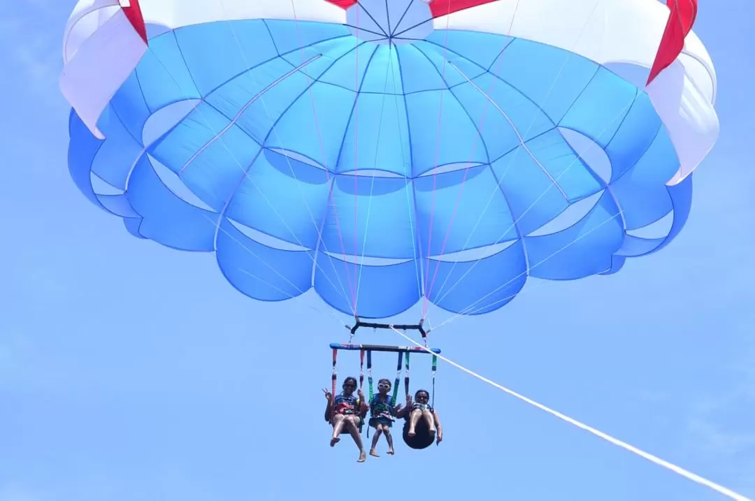 Boracay Parasailing