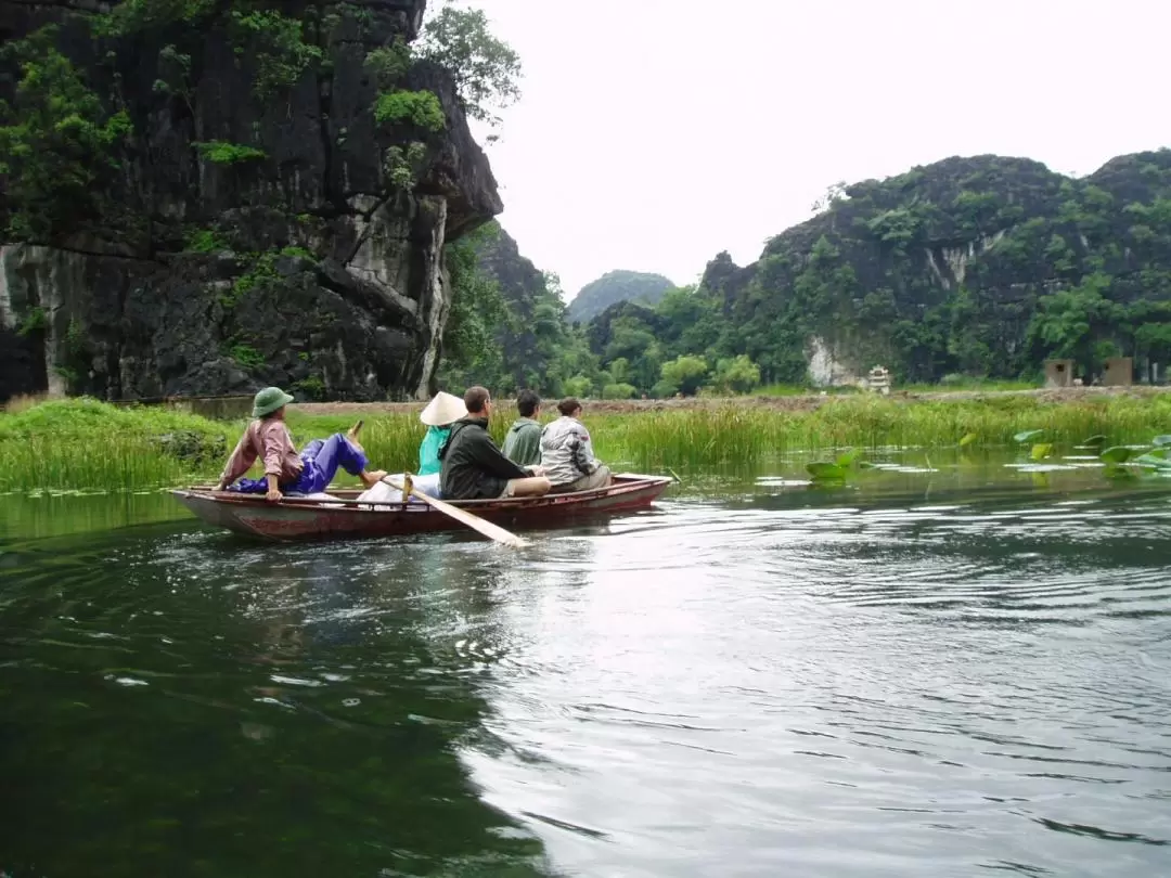 Hoa Lu - Tam Coc Day Trip