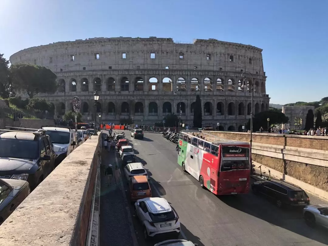 IoBus Hop On Hop Off Bus in Rome