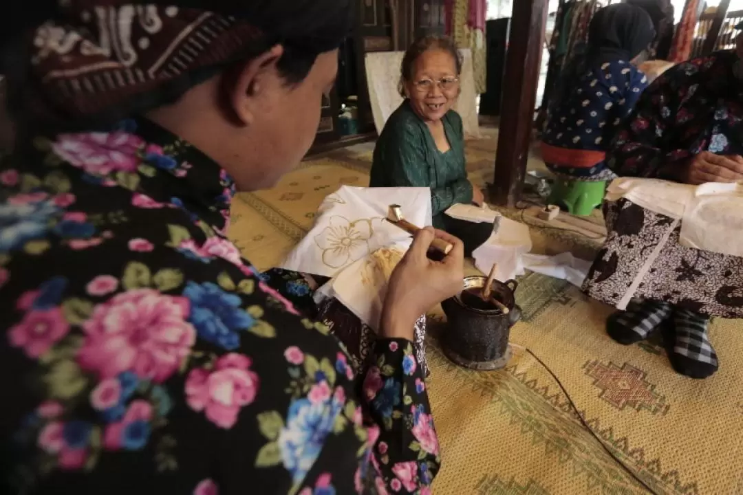 Omah Kecebong Cultural Activities in Yogyakarta