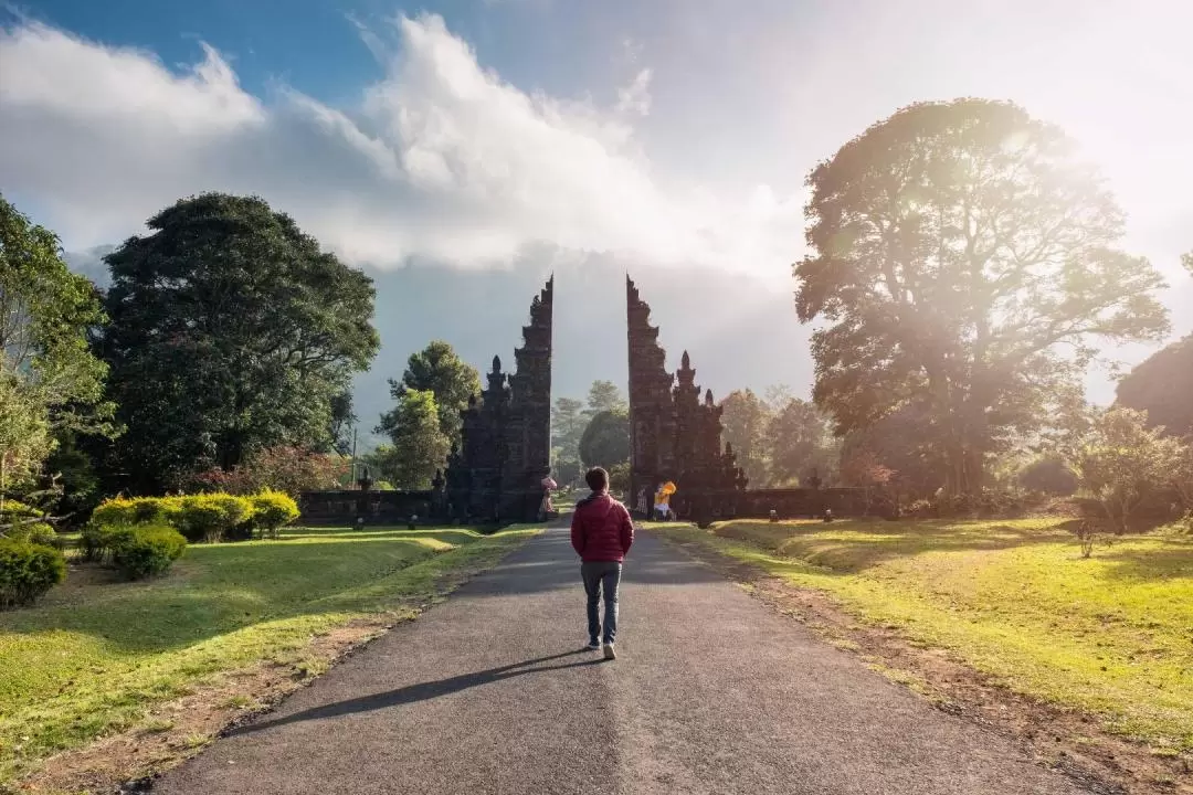 North Bali Sunrise, Handara Gate and Ulun Danu Bratan Tour