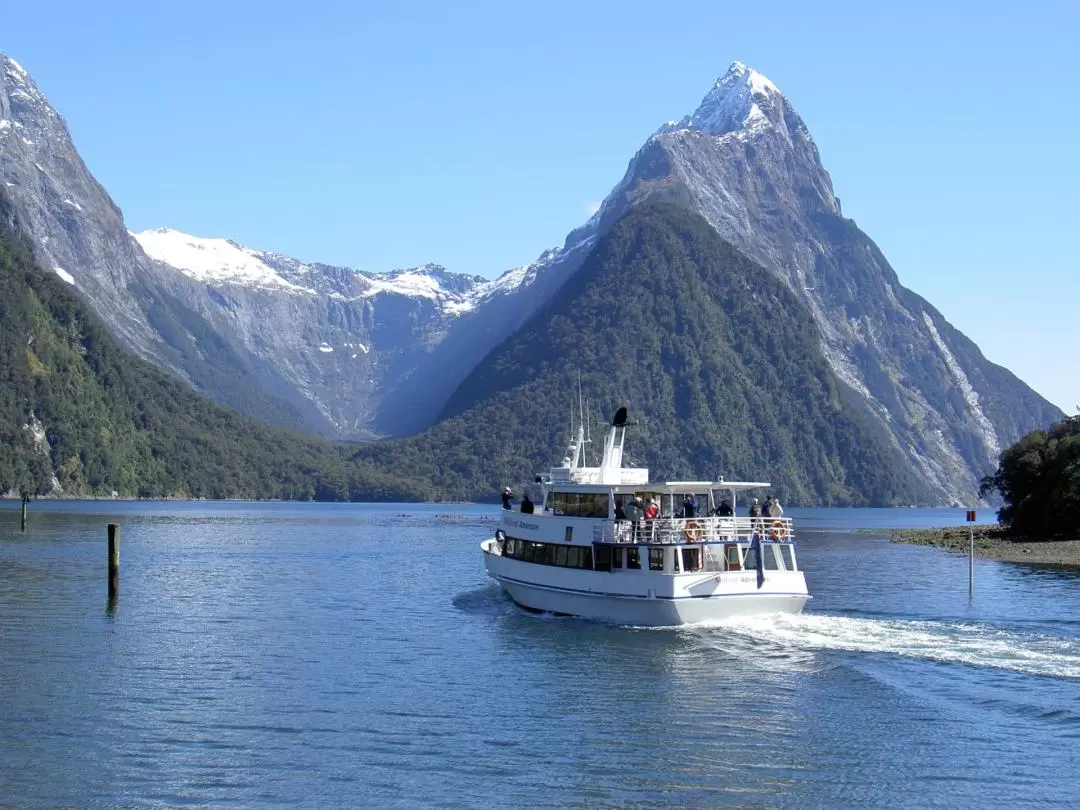 Milford Sound Private Tour from Te Anau