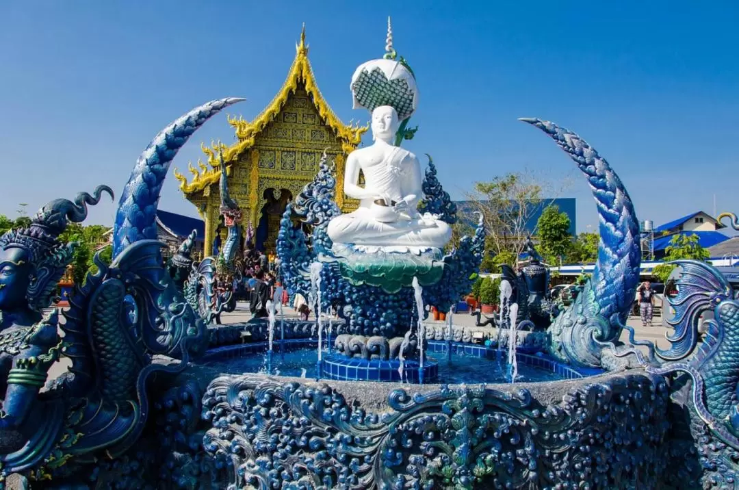 Chiang Rai White Black Blue Temple Full Day Tour from Chiang Mai