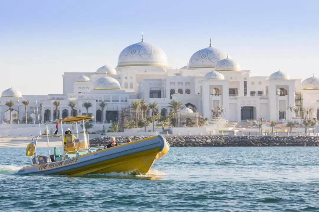 Emirates Palace & Yas Marina Sightseeing Boat Tour in Abu Dhabi