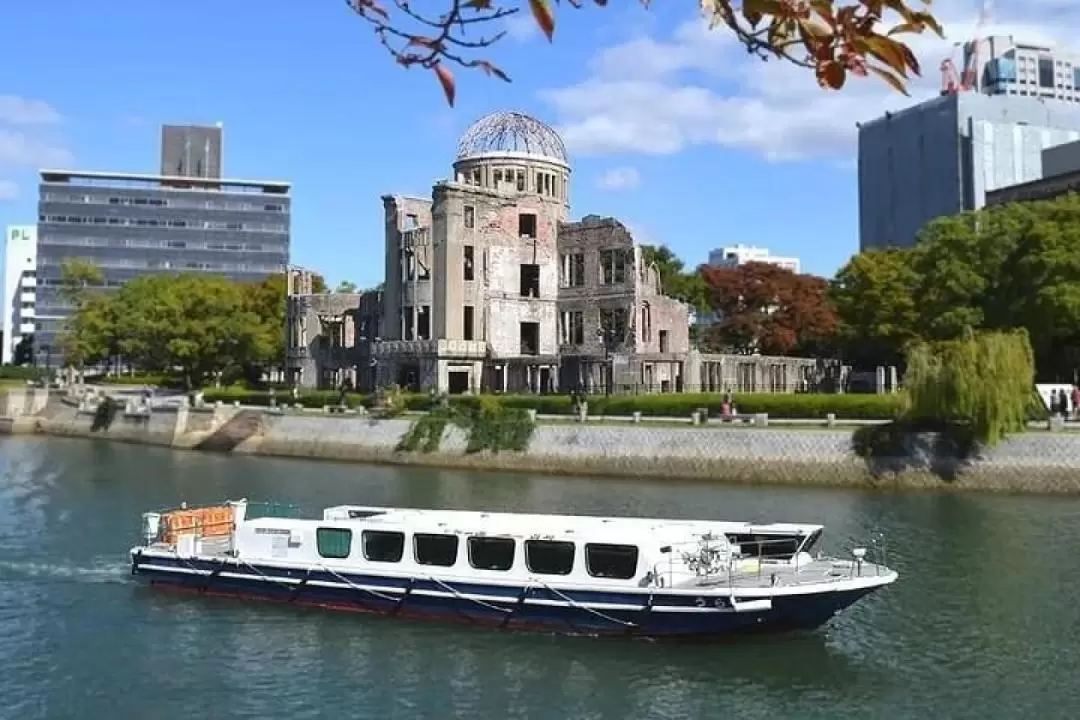 Hiroshima and Miyajima Day Tour from Hiroshima