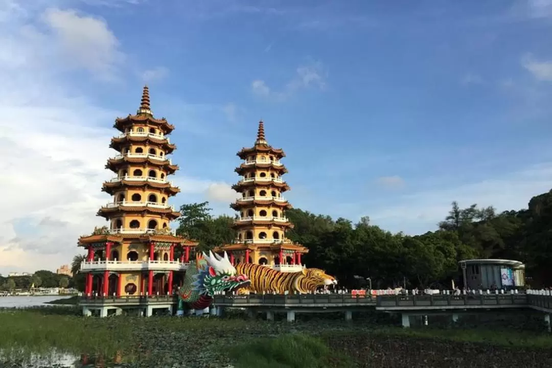 Private Custom Kaohsiung Day Tour