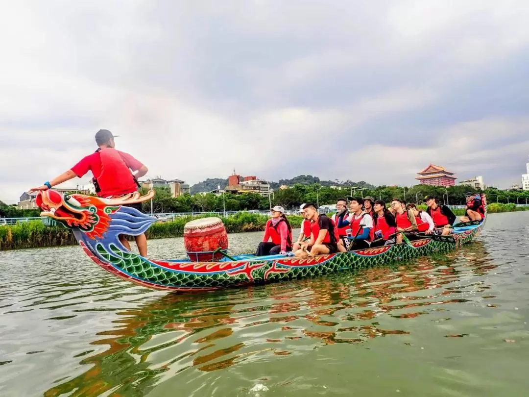 Dragon Boat Racing Experience in Taipei