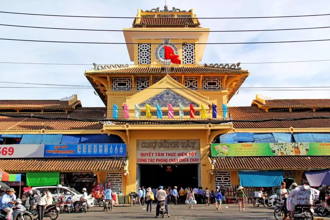 Chinatown Motorbike Tour in Saigon