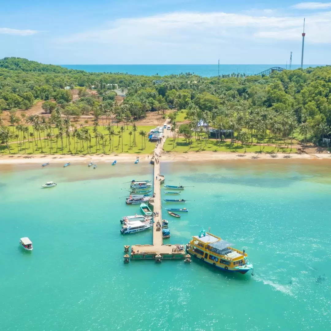 3 Island Hopping Day Tour by Boat with Cable Car & Aquatopia Water Park in Phu Quoc