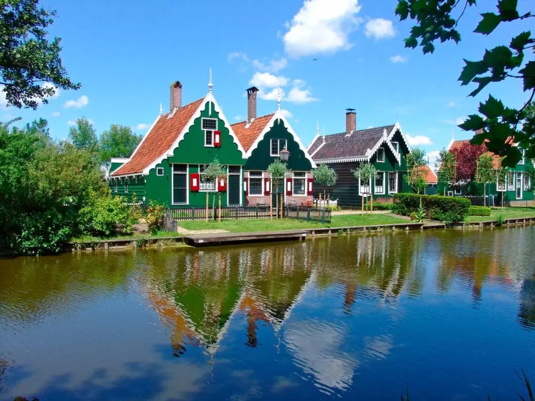 Volendam, Edam, and Zaanse Schans Day Tour from Amsterdam