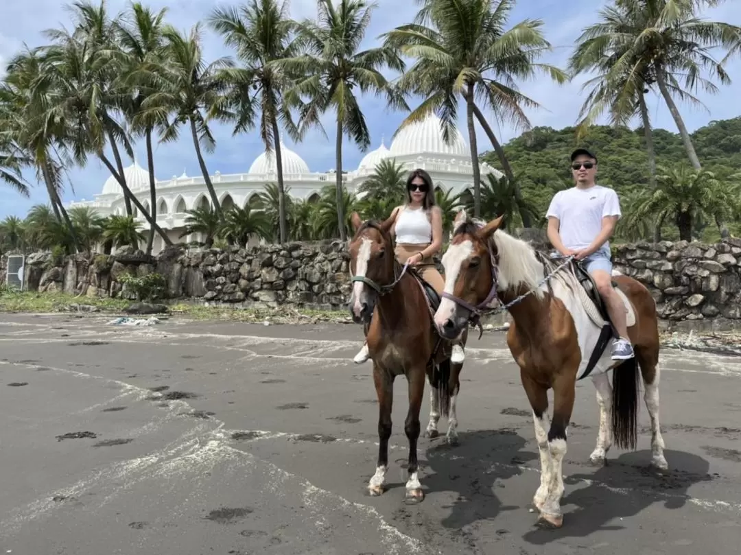 Horse Riding in Yilan by Hills Horses House