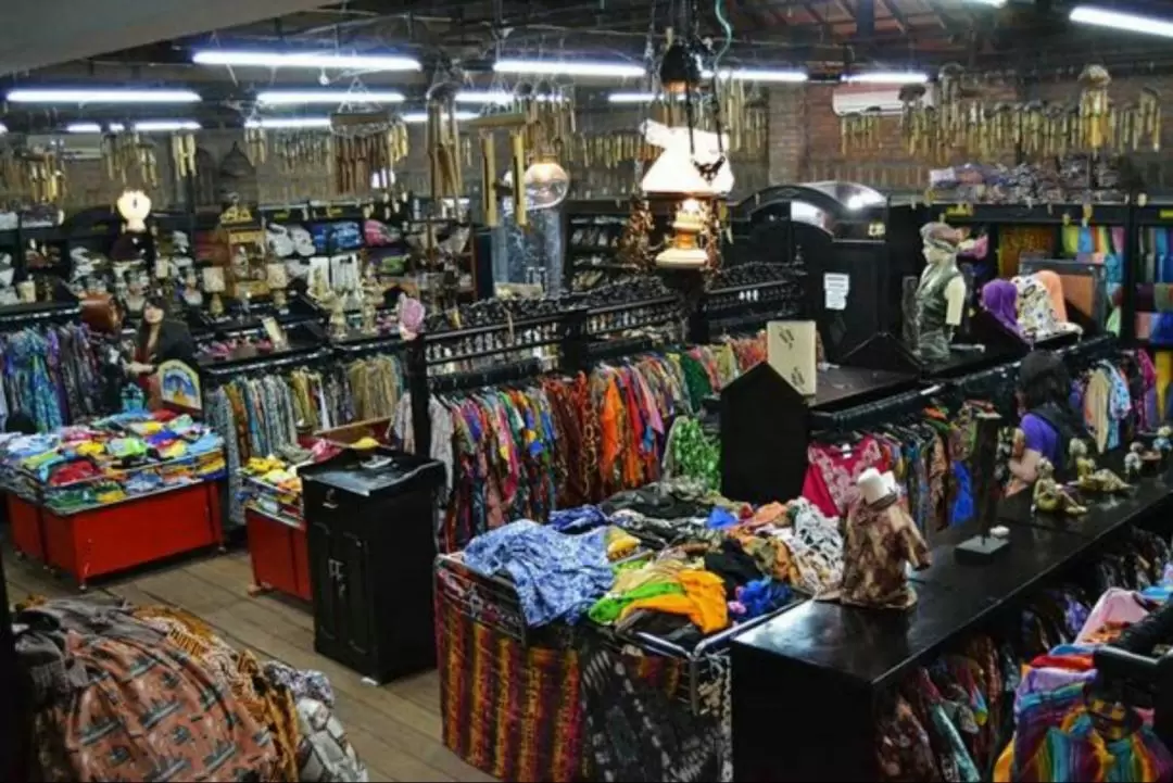 Yogyakarta Private Shopping Experience