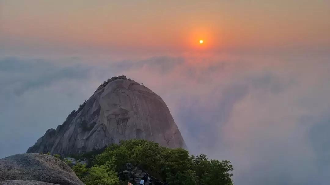 2N1D Catching Sunrise on the Top of Bukhansan