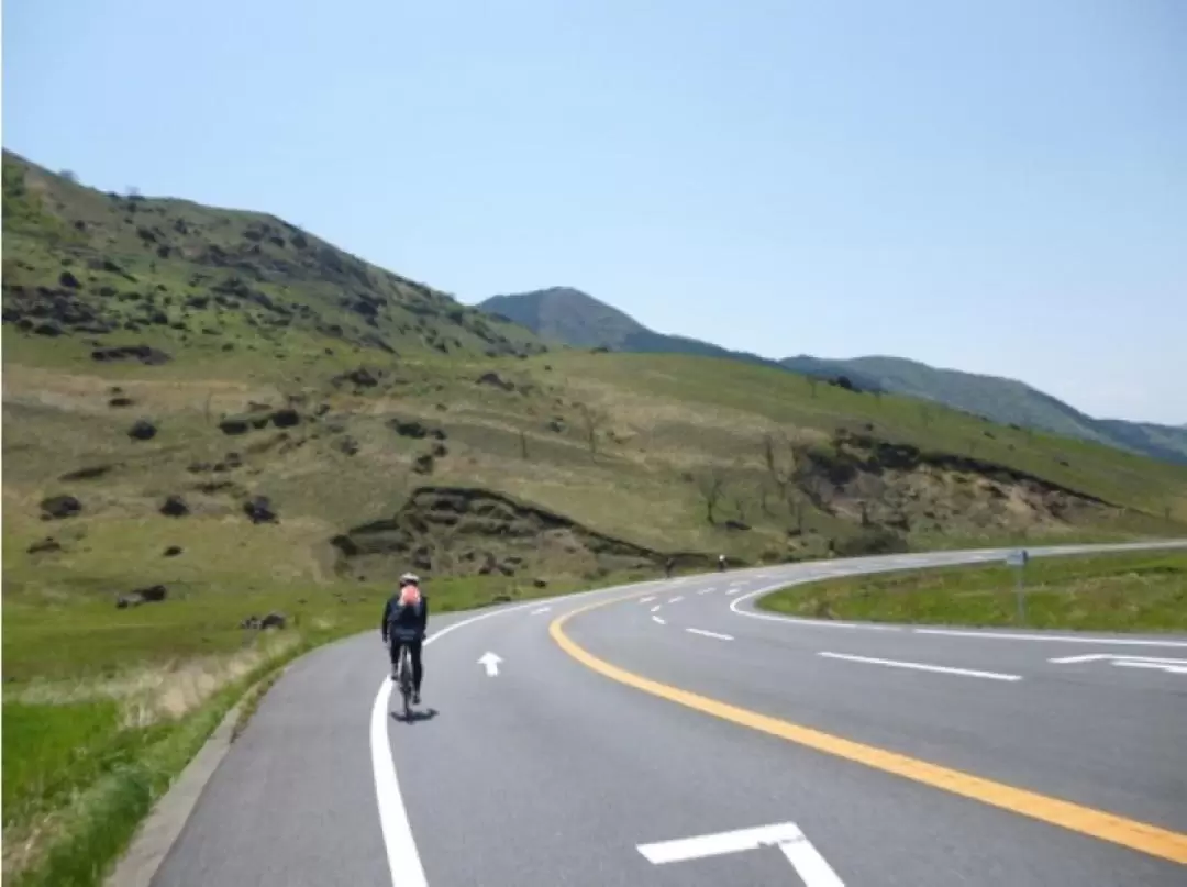 Cycling Down the Spectacular Yufu Mountain in Oita