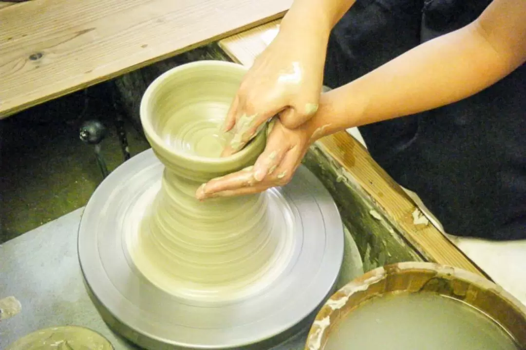 Mino Ware Pottery Making Experience in Tajimi