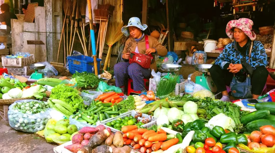 Phsar Leu Thom Thmey Market Tour