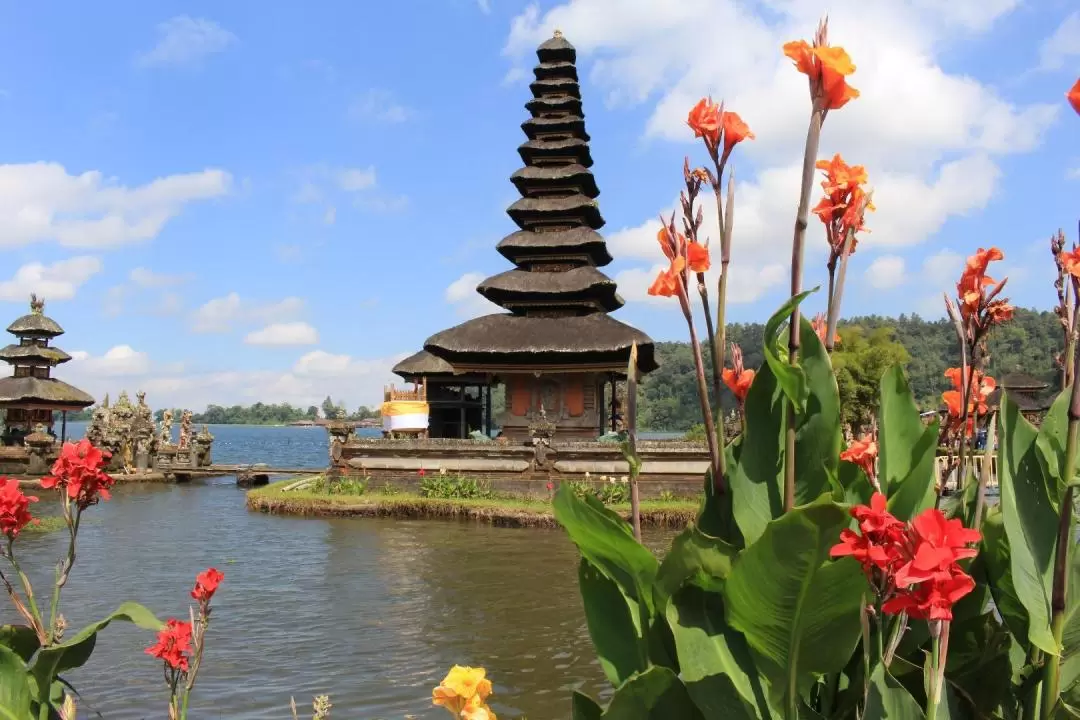 Ulun Danu Beratan, Jatiluwih Rice Terraces, and Tanah Lot Day Trip