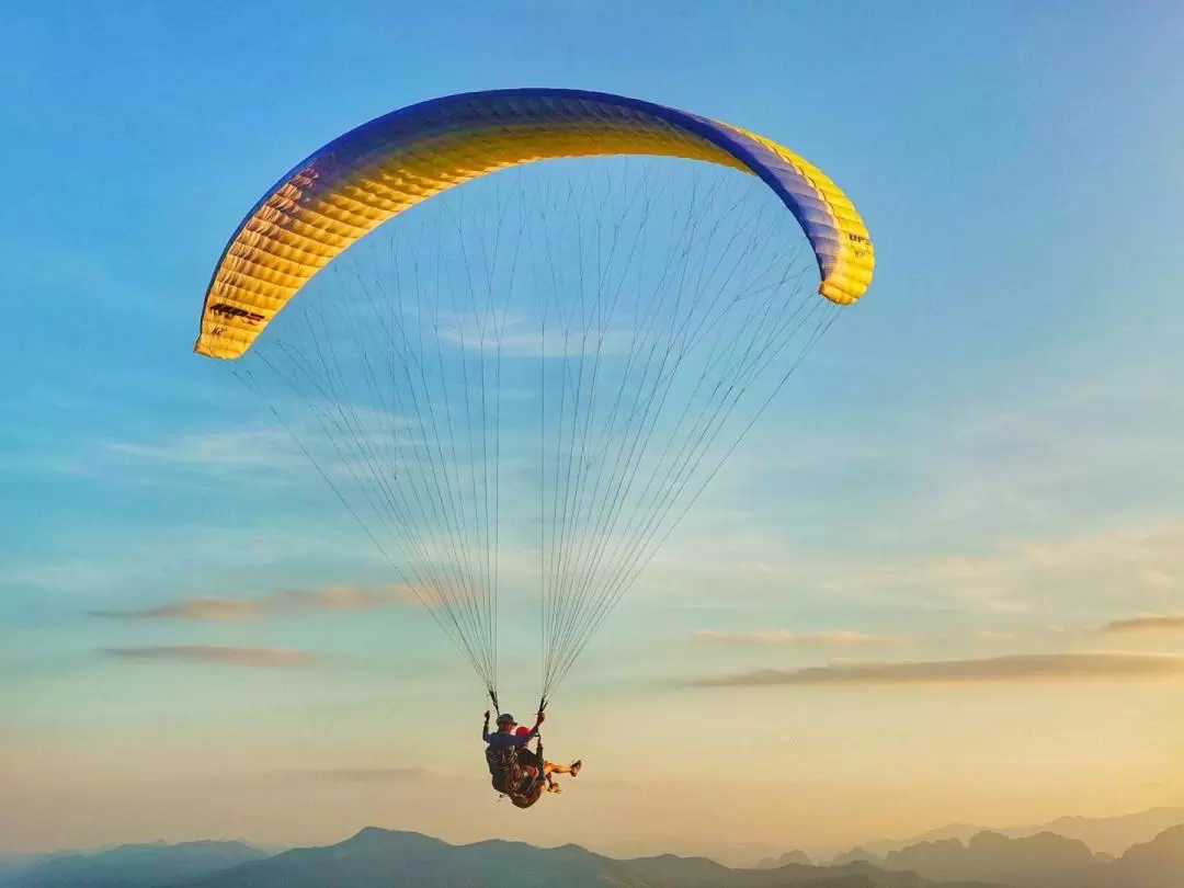 Paragliding Experience in Ha Noi