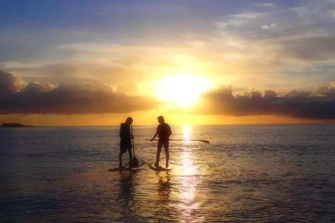 Sunset SUP Private Experience in Onna, Okinawa