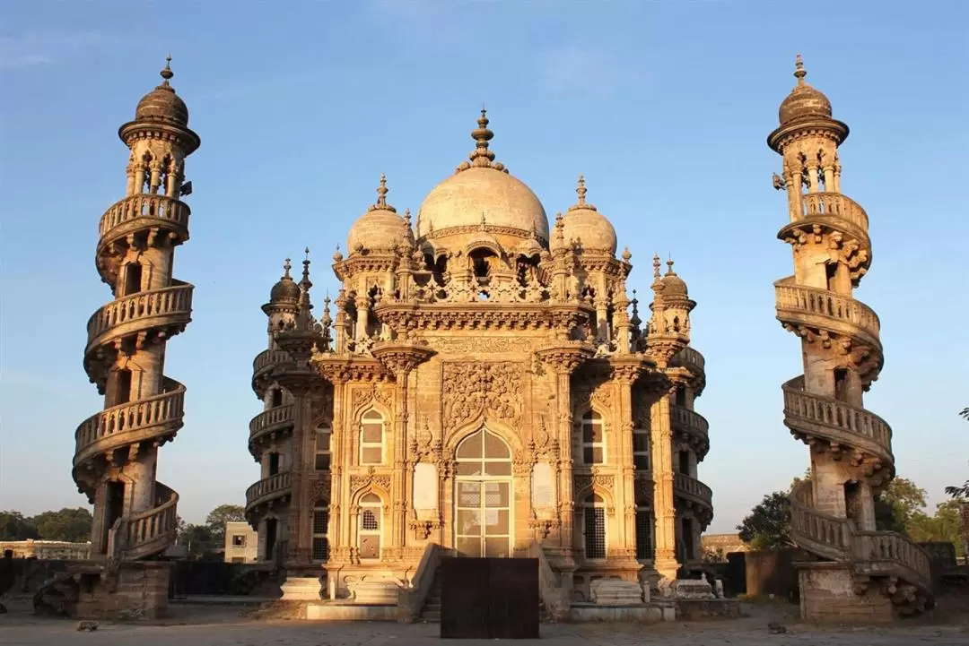 2D1N Rajkot & Junagadh Sightseeing Tour from Ahmedabad