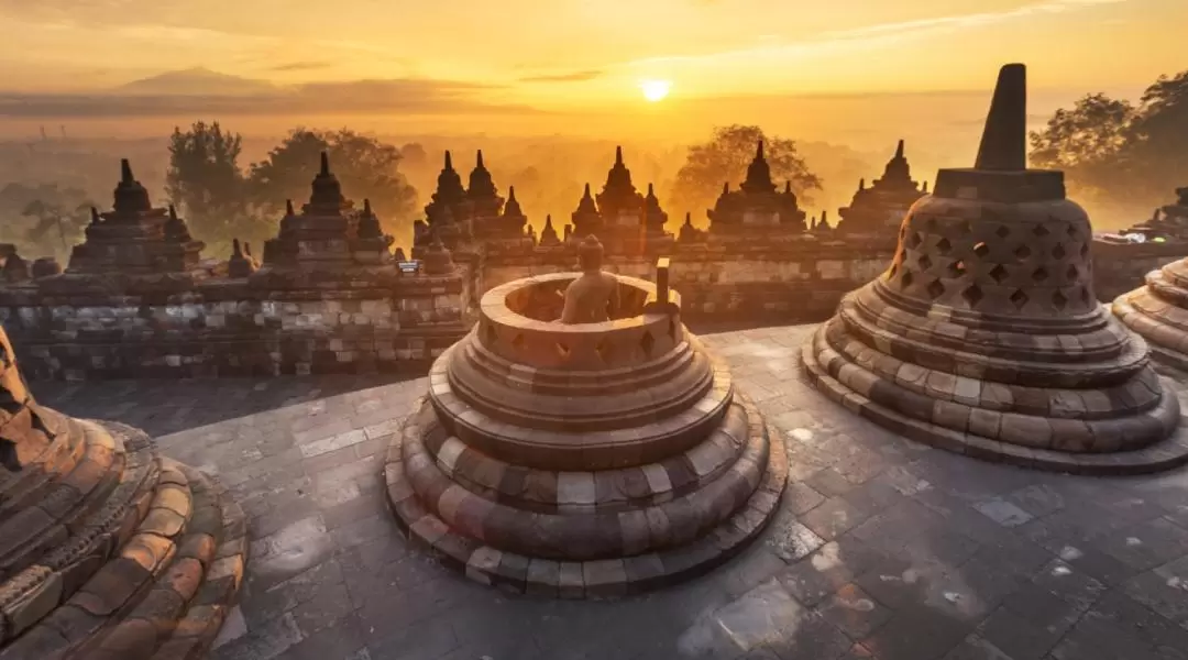 Sunrise at Punthuk Setumbu, Borobudur Temple, with Merapi Jeep Ride