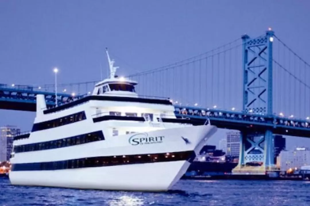 Signature Dinner Cruise Experience in Philadelphia 