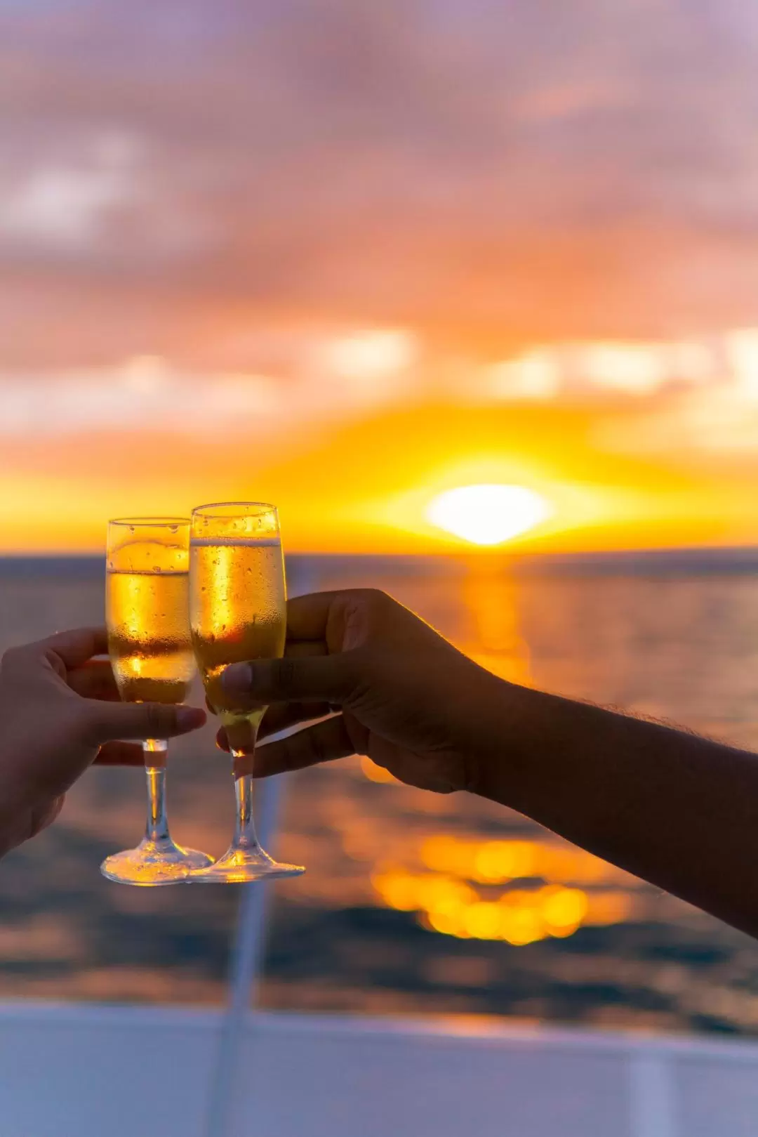 Fiji Sunset Dinner Cruise amongst the Mamanuca Islands