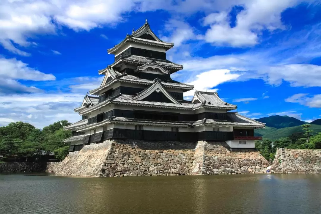 东京 (新宿) 出发・松本, 上高地, 飞驒高山, 白川乡7日巴士周游券