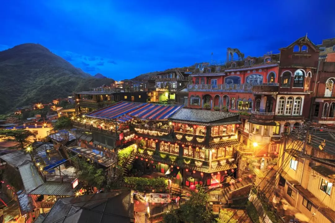 Houtong Cat Village & Jiufen Food and Tea Tasting Tour from Taipei