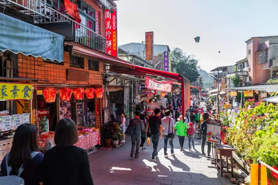 Pingxi Shifen Half Day Guided Tour with Sky Lantern Experience