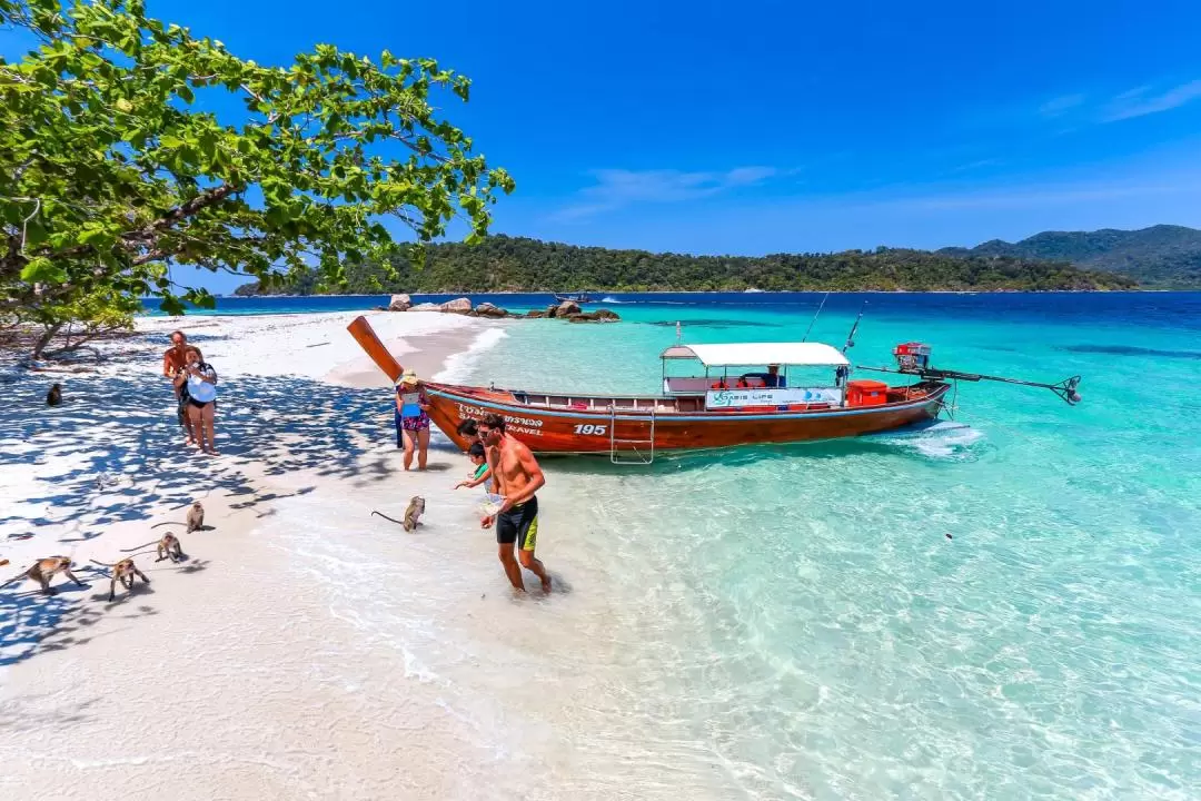 Koh Lipe 7 Islands by Private Longtailboat Free Go Pro Camera