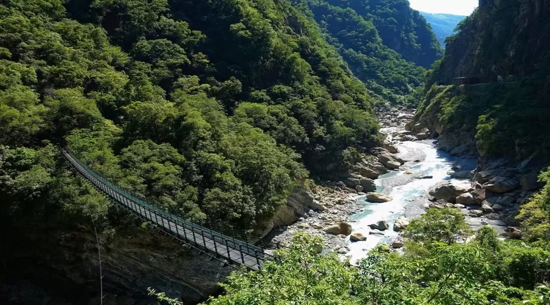 Hiking Tour at Zhuilu Old Road, Taroko National Park