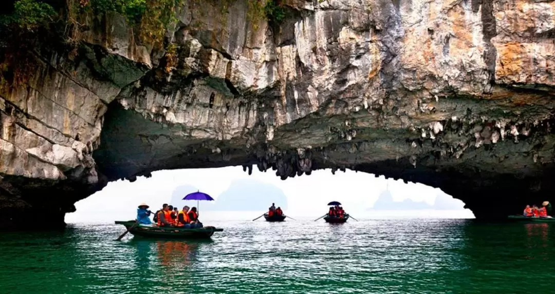 [Route 2] Full Day Tour in Halong Bay by Reina Cruise