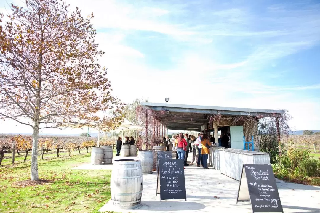 Swan Valley Wineries Public Coach Day Tour from Perth