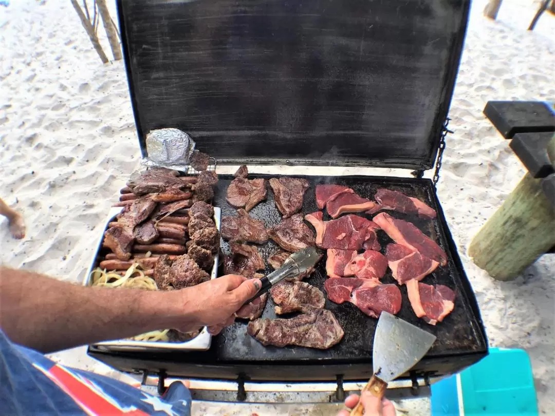 Whitehaven Beach Day Tour with BBQ Lunch from Airlie Beach