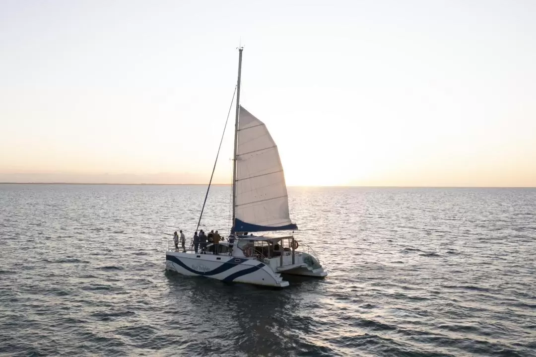 Champagne Sunset Sail 90-Minute Tour from Hervey Bay