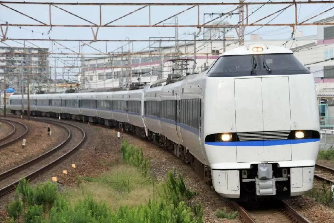 JR Thunderbird Express Between Osaka/Kyoto and Toyama/Fukui/Kanazawa