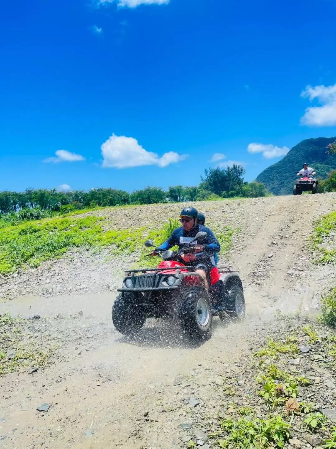 Yilan Dongao Bay: ATV Jungle Adventure