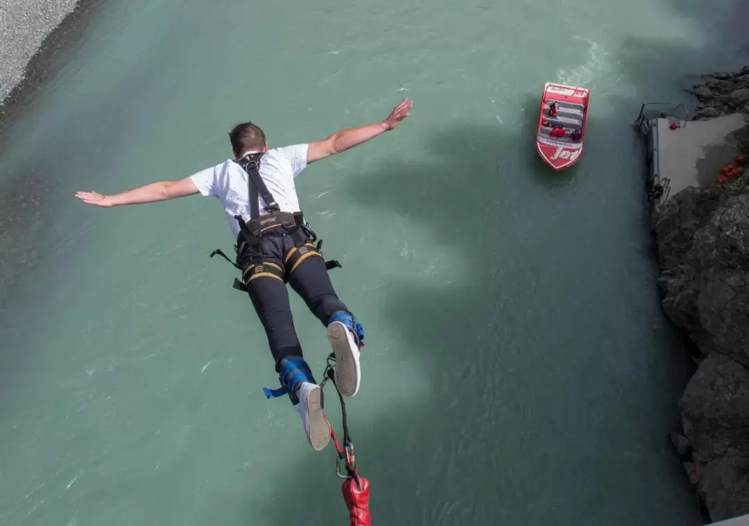 Bungy Jumping in Hanmer Springs