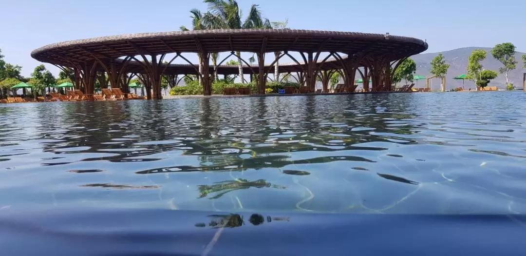 Deluxe Snorkeling Tour with Mud Bath at Merperle Hon Tam Nha Trang