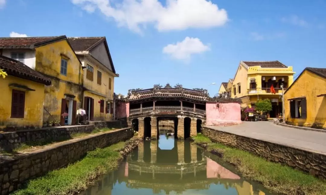 Walking Tour and Lantern Making Class in Hoi An