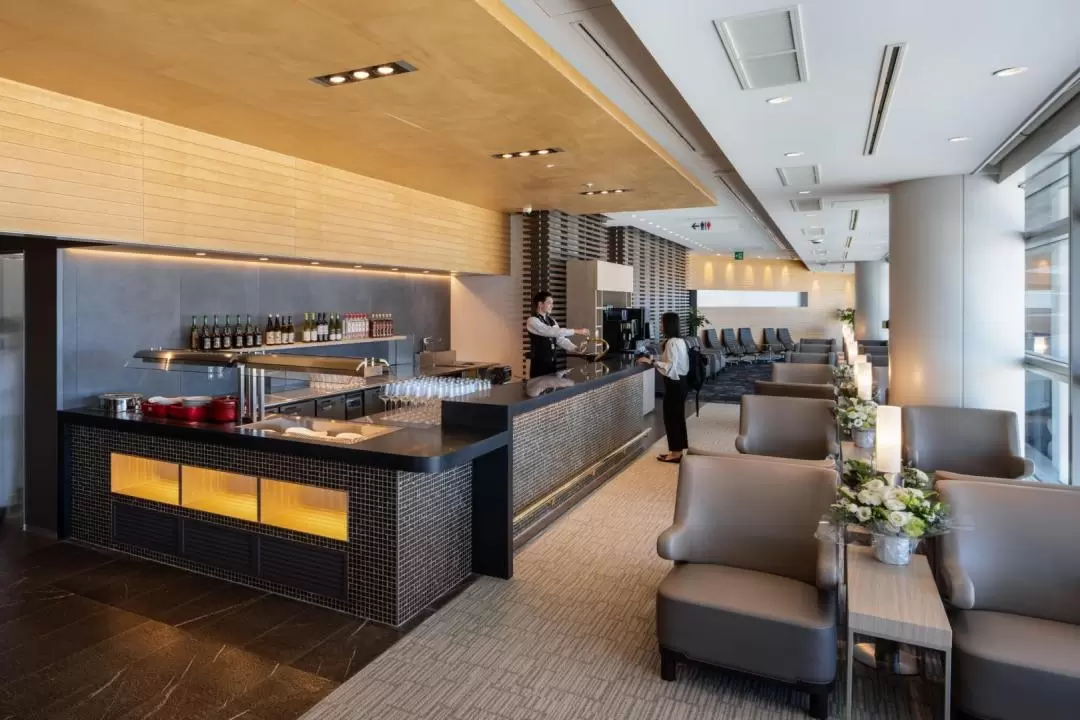 Chubu Centrair International Airport (NGO) Lounge service by Plaza Premium Lounge