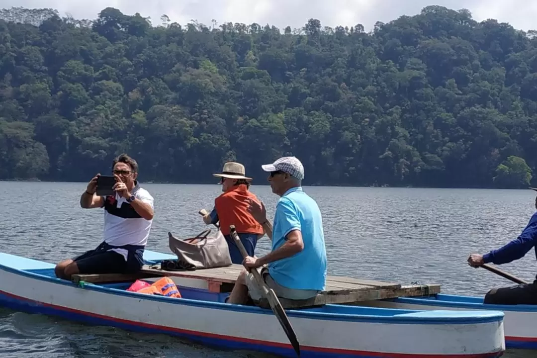 Twin Lake Jungle and Canoeing Trekking Day Tour in Bali