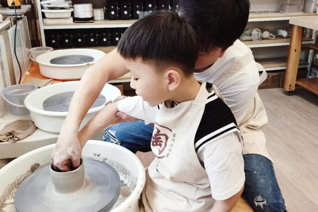 CC ART STUDIO - Parent-child ceramics class｜Parent-child drawing or kneading experience｜Parent-child ceramic painting workshop｜Prince