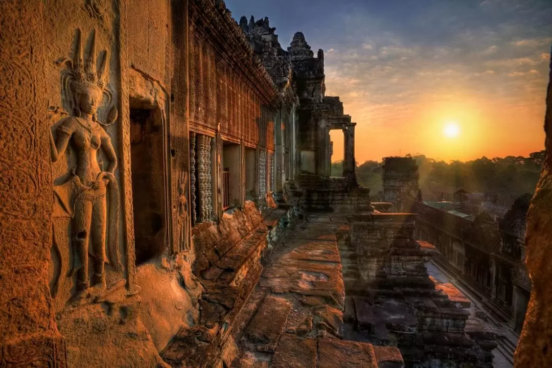 Angkor Wat Sunrise Jeep Tour inclusive meals 